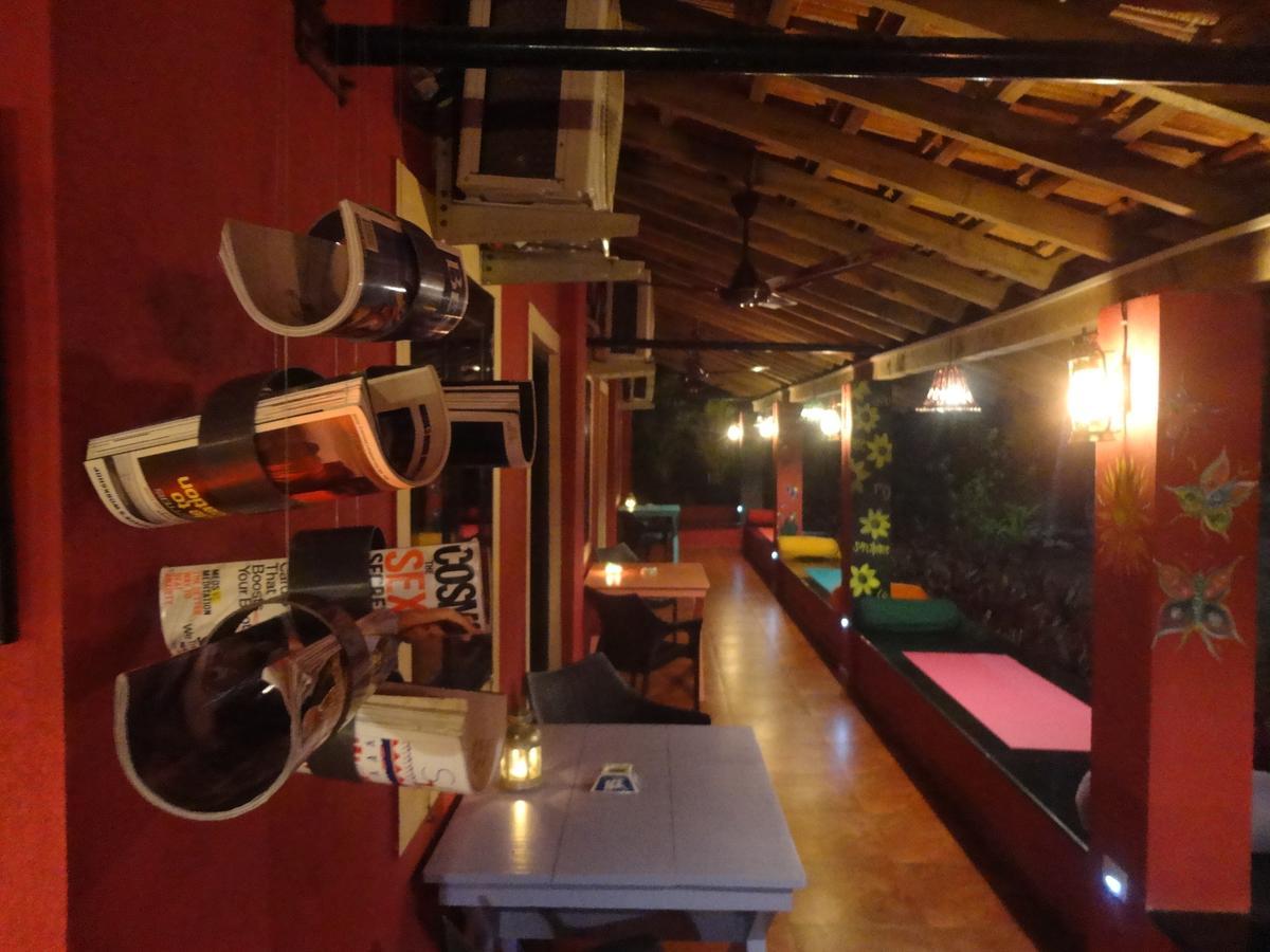 אנג'ונה The Yuppi Hippi Female Hostel מראה חיצוני תמונה