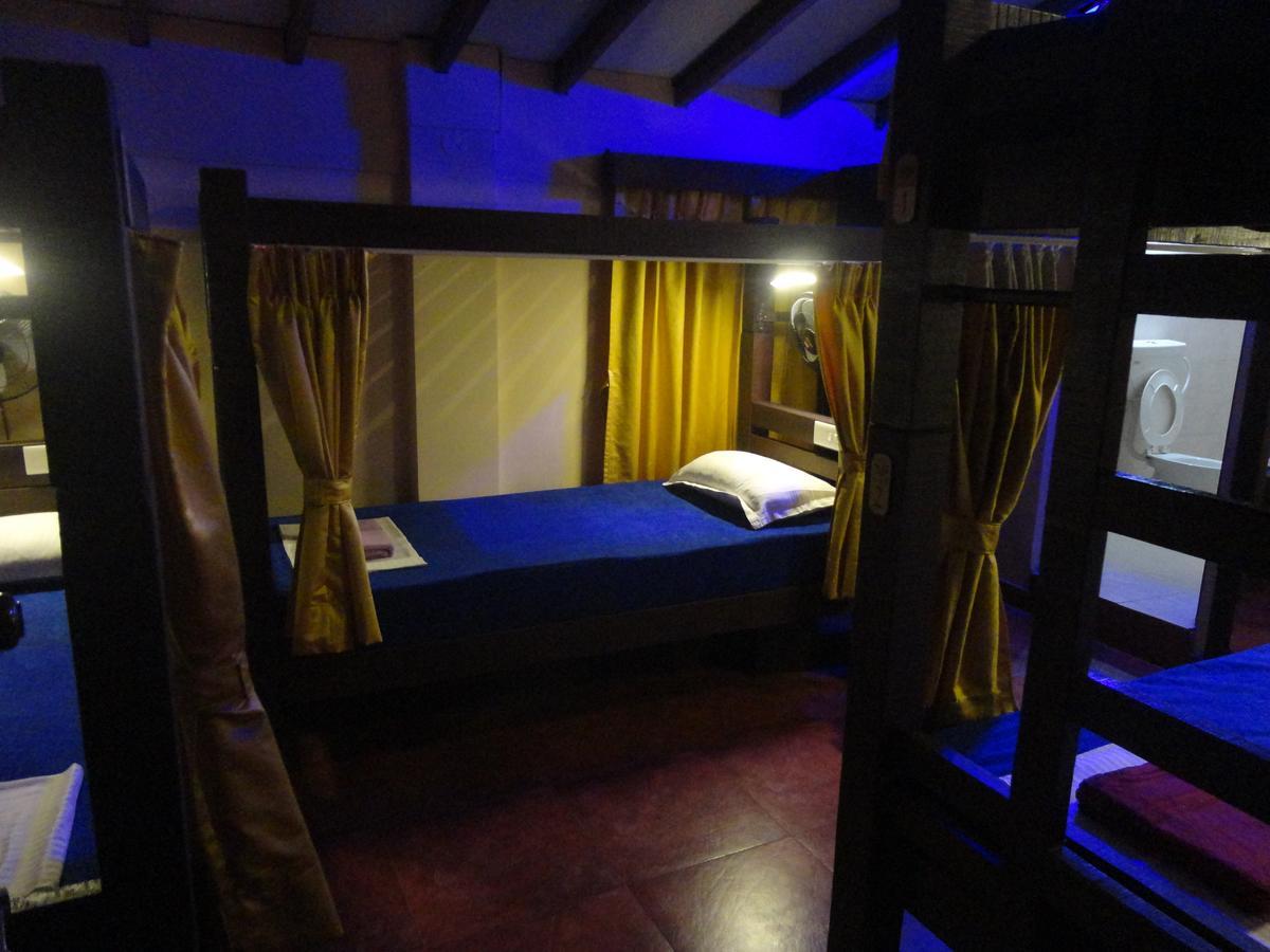 אנג'ונה The Yuppi Hippi Female Hostel מראה חיצוני תמונה